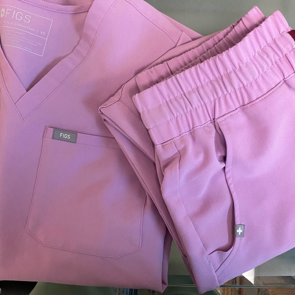 Figs high waisted regular length